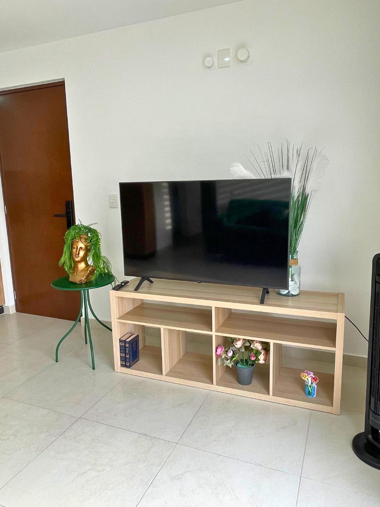 דירות גואדלחארה Depa Familiar Centrico Gdl Con Estacionamiento מראה חיצוני תמונה